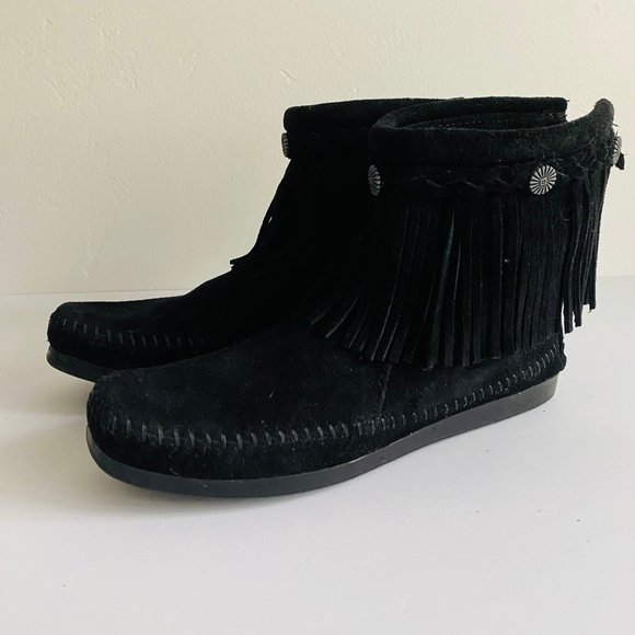 Minnetonka Black Suede Ankle Boots Size 7.5 - Picture 4 of 9